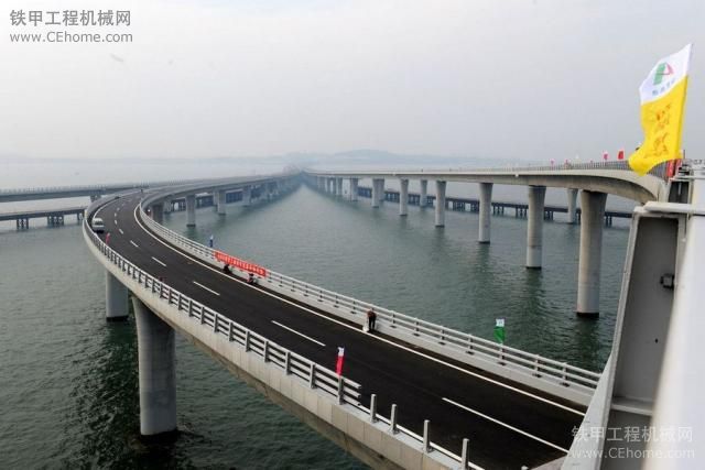 【纪录】胶州湾跨海大桥工程和Boomer XL3D