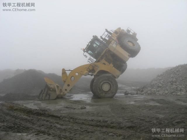 CAT 993K裝載機(jī) 玩耍