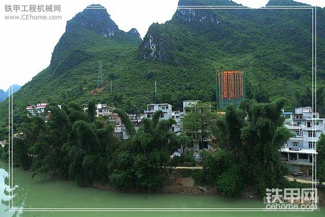 還是長壽村，有很多長壽老人都住這里，也有好多外地的來這暫住。