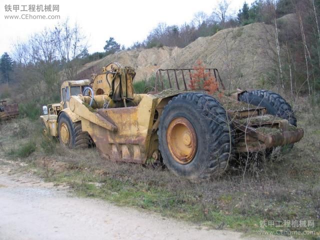 特雷克斯和卡特的舊車