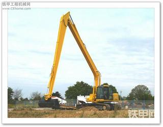 来张全景的怪物图。上次看的在海里，这次又全图。