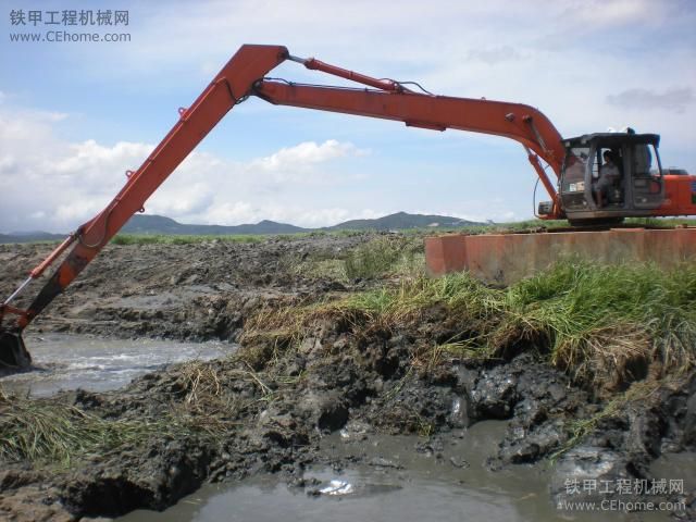 中國(guó)版船挖