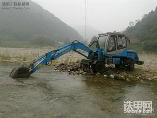 哈哈哈哈哈........98年的机机