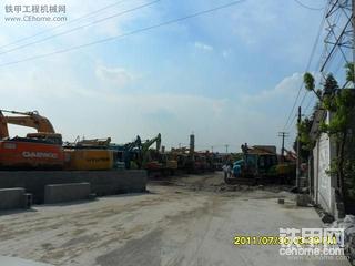 上海二手挖掘机交易市场、新场地、新面貌