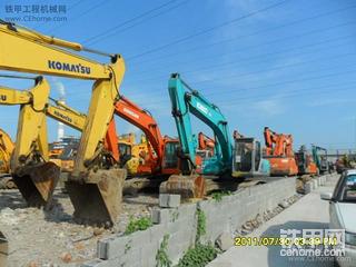 上海二手挖掘机交易市场、新场地、新面貌