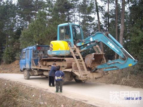 小挖機(jī)拖車