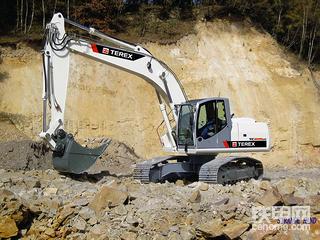 TEREX 特雷克斯工程机械　24吨挖机  ----TC225