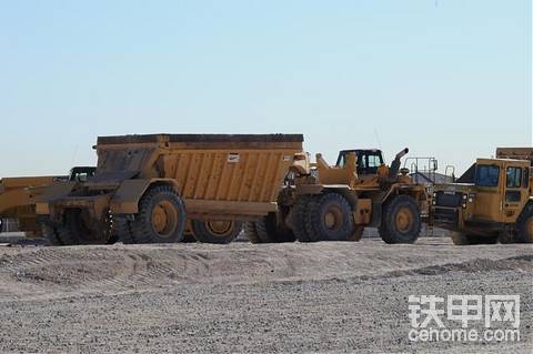 從來沒有見過的卡特彼勒(CAT)非公路卡車