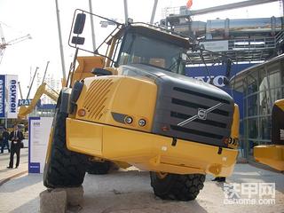 Bauma 08—铰接式卡车