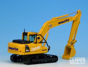 KOMATSU PC200-8 Hybrid Backhoe 1:87