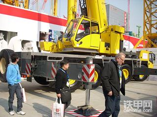 Bauma 08—轮胎起重