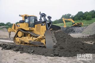 发一些收藏的精美工程机械图片