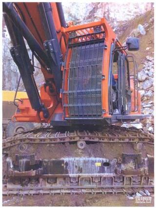 日立ZX 520LCH鏟斗