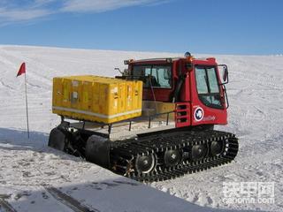 驰骋南极的特种车辆