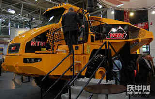 世界上最大的铰接式卡车