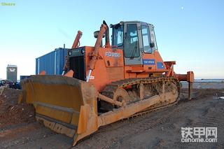 这些种类推土机在我们国家不知有多少台哦.