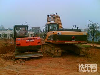 我的小宇（挖掘机）