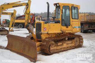 了解波兰德莱赛塔Dressta推土机吗？