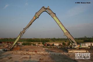 拆除挖掘机图片