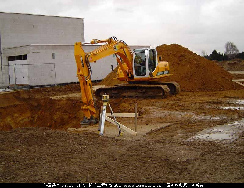 JCB杰西博JS220挖掘機