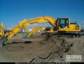 小松挖掘机PC210 LC