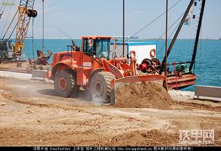 Fiat Kobelco（菲亞特 神鋼）W270裝載機(jī)