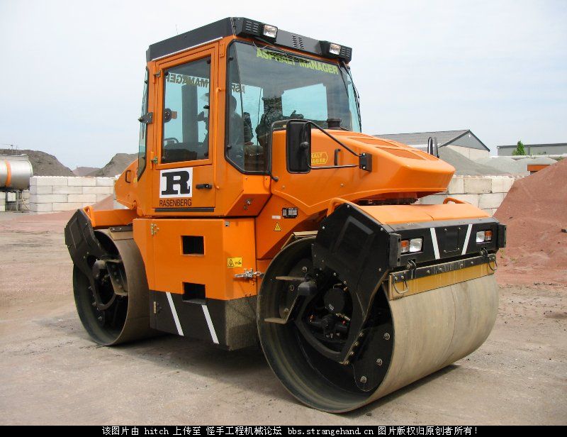 寶馬格（Bomag）壓路機