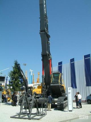 沃尔沃（VOLVO）EC700BHR 拆楼机