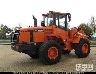 斗山（Doosan）装载机DL200