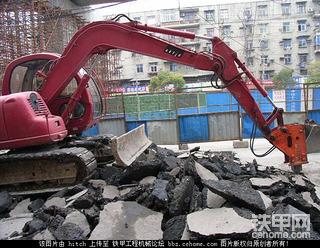 什么牌子的挖掘机？