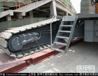 利勃海尔LR1400/2在青岛大剧院