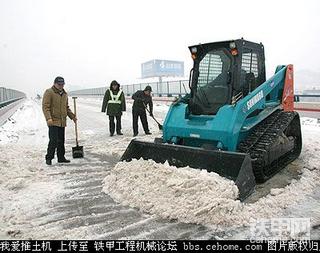 山河智能滑移裝載機(jī)施工案例