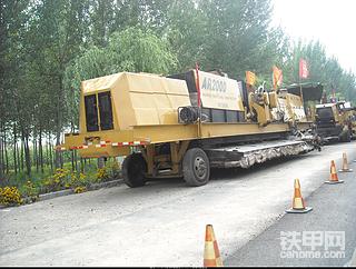 這種路面設(shè)備是進口的嗎