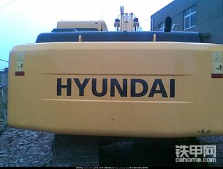 干活中遇到的全新的 HYUNDAI 215-7