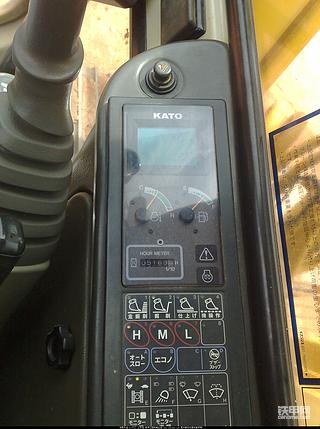 现在开的加藤挖掘机820-3