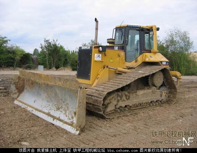 CAT D6M LGP