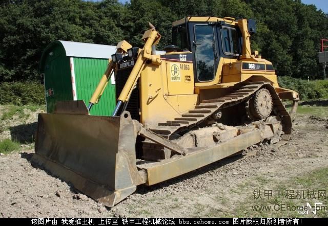 CAT D6R LGP