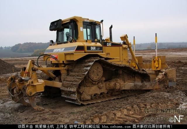 CAT D6R LGP