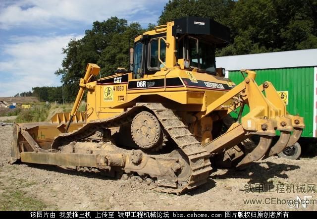 CAT D6R LGP