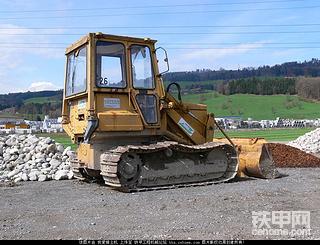 小松D31履帶裝載機(jī)