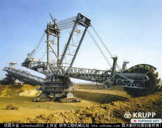 这是什么挖掘机？？？？？？