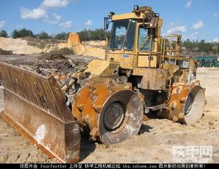 卡特彼勒（CAT）翻新之压路机826C