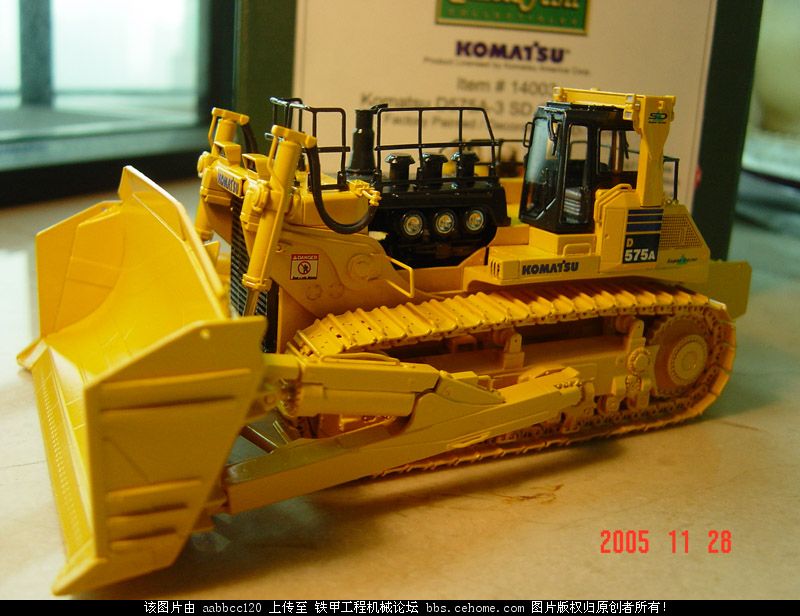 KOMATSU D575A-3 推土機(jī) 小松1:87 4大天王之一