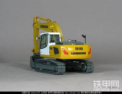 LIEBHERR R916 履带式挖掘机