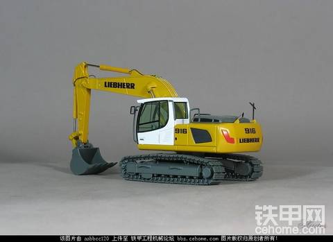 LIEBHERR R916 履带式挖掘机