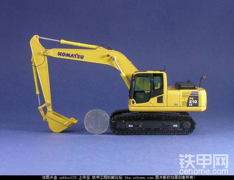 KOMATSU PC210LC-8挖掘機