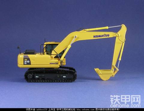 KOMATSU PC210LC-8挖掘機(jī)