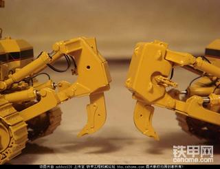 卡特彼勒D11R &amp; D11R CD 1:87
