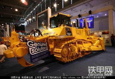 小松D155AX-6推土機(jī)