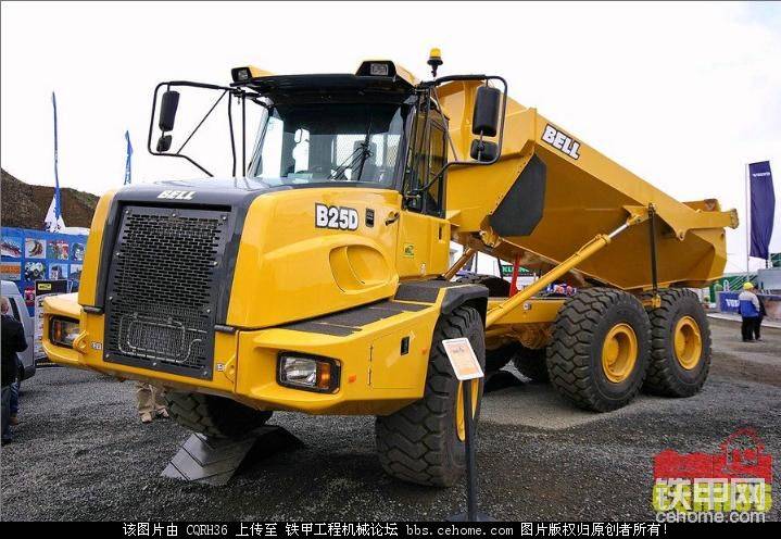 Bell      B25D    铰接 自重41.6T；载重23.2T；功率205KW